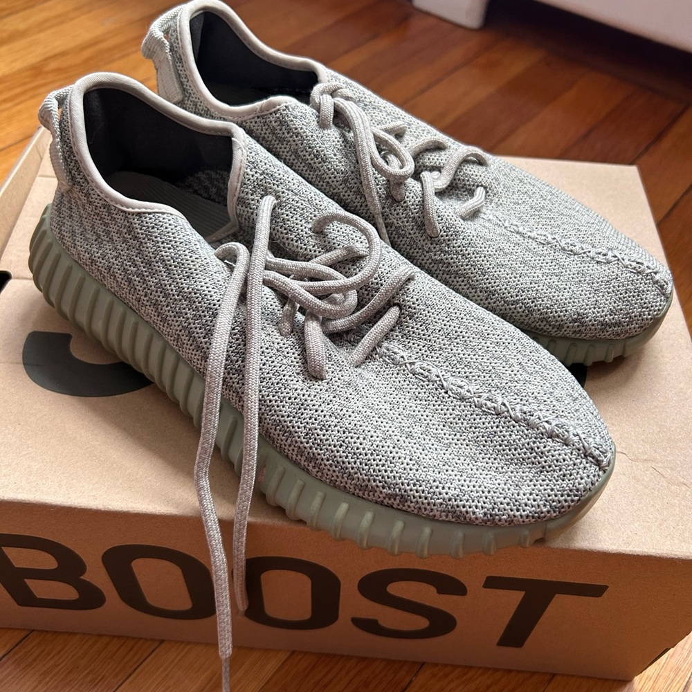 Yeezy Moonrock Boost 350 with box (2015)
